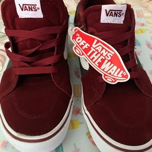New Vans Filmore Low Top Sneakers